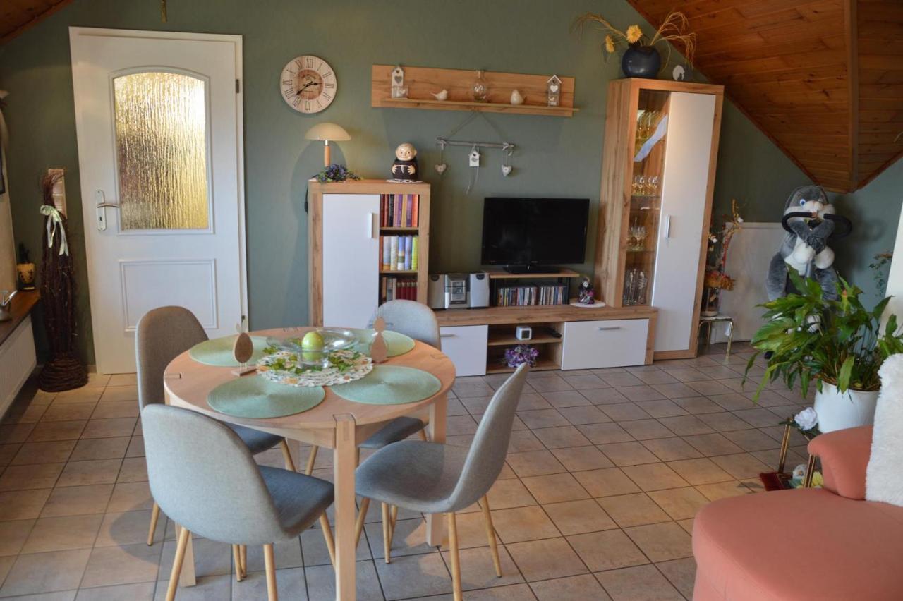 Ferienwohnung Auszeit Waxweiler Экстерьер фото