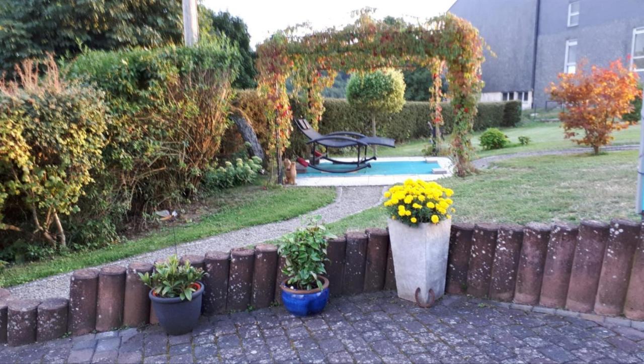 Ferienwohnung Auszeit Waxweiler Экстерьер фото
