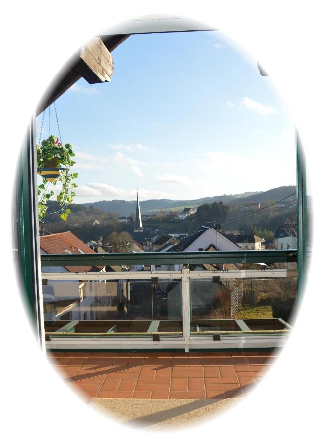 Ferienwohnung Auszeit Waxweiler Экстерьер фото