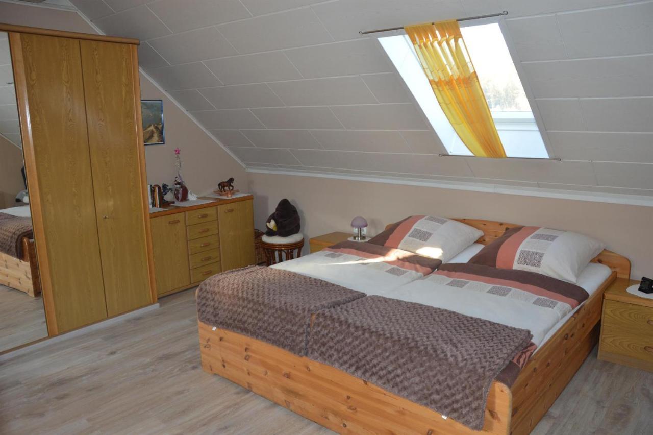 Ferienwohnung Auszeit Waxweiler Экстерьер фото
